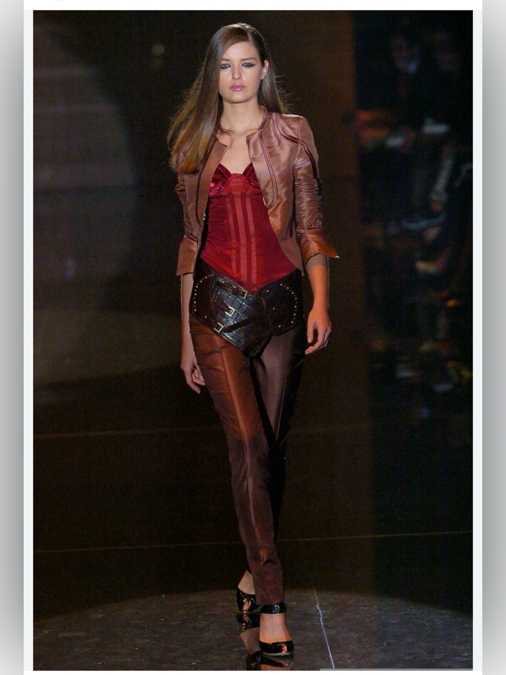 Stunning Gucci SS 2005 Alessandra Facchinetti Runway Raspberry Bustier Top IT40